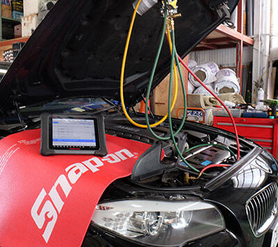 Auto Liebeにお任せください　キズヘコミ修理・整備・車検はこちら　無料見積り・簡単WEB予約・代車貸出